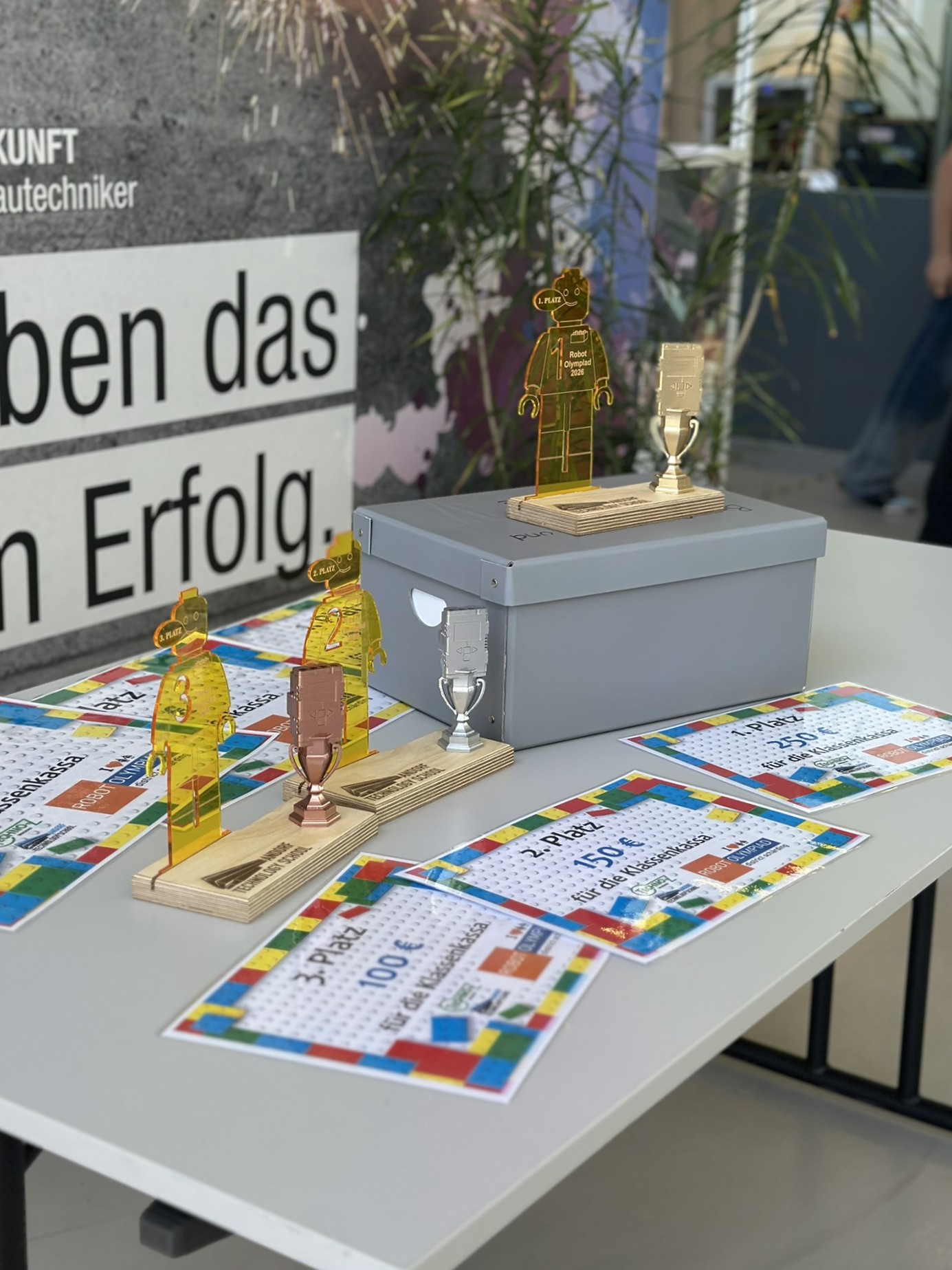 robot olympiad district schärding: Junge Robotik-Talente stellen ihr Können unter Beweis